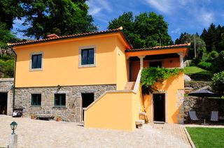 Villa Ava Minho Olivers Travels1