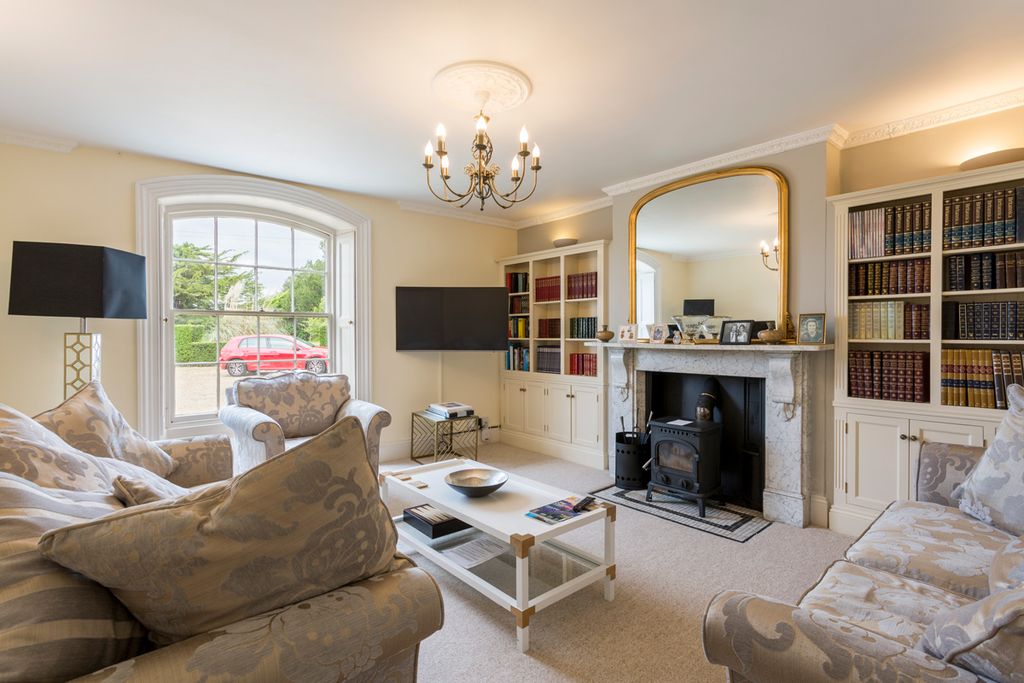 The Bell And Flamingo Cotswolds Olivers Travels 3