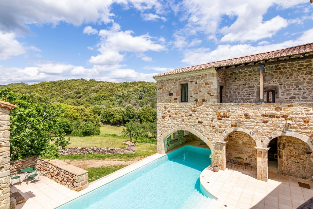 Chateau de Mazelle Languedoc Olvers Travels2