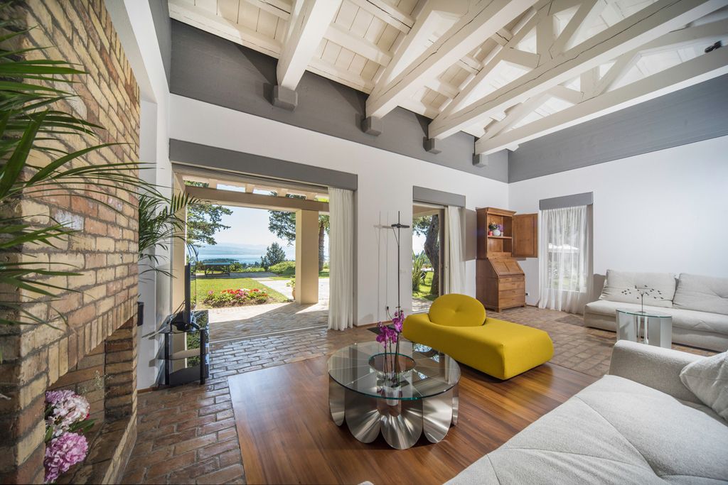 Villa Kontokali Corfu Olivers Travel 4