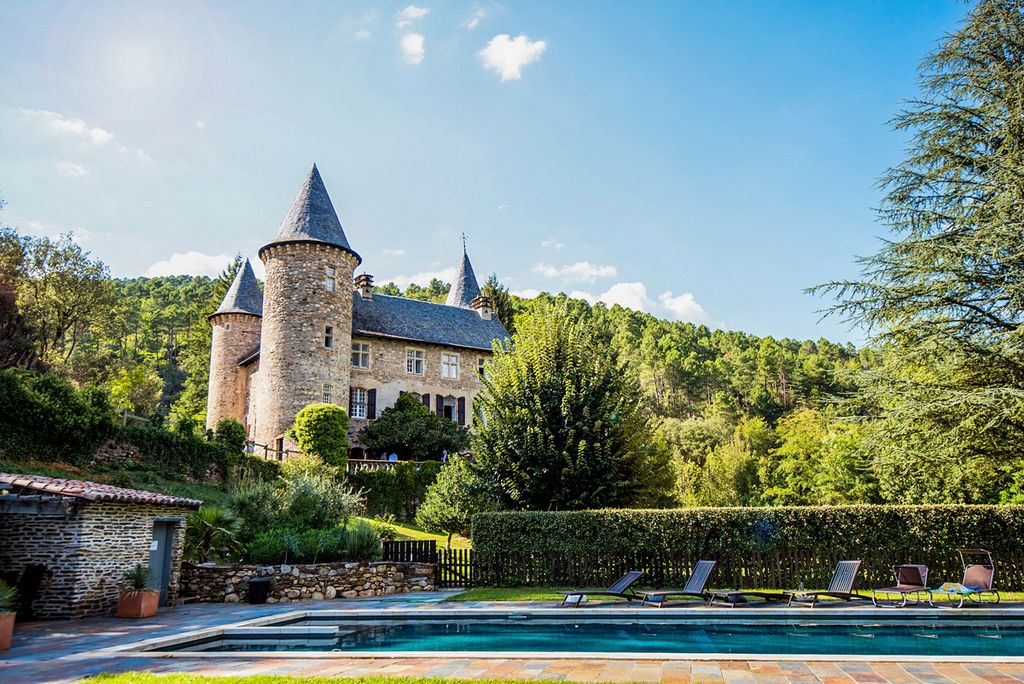 Chateau Chamborigaud Languedoc Olivers Travels FR 4