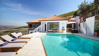 Moradia Sabrosa Douro Olivers Travels 1