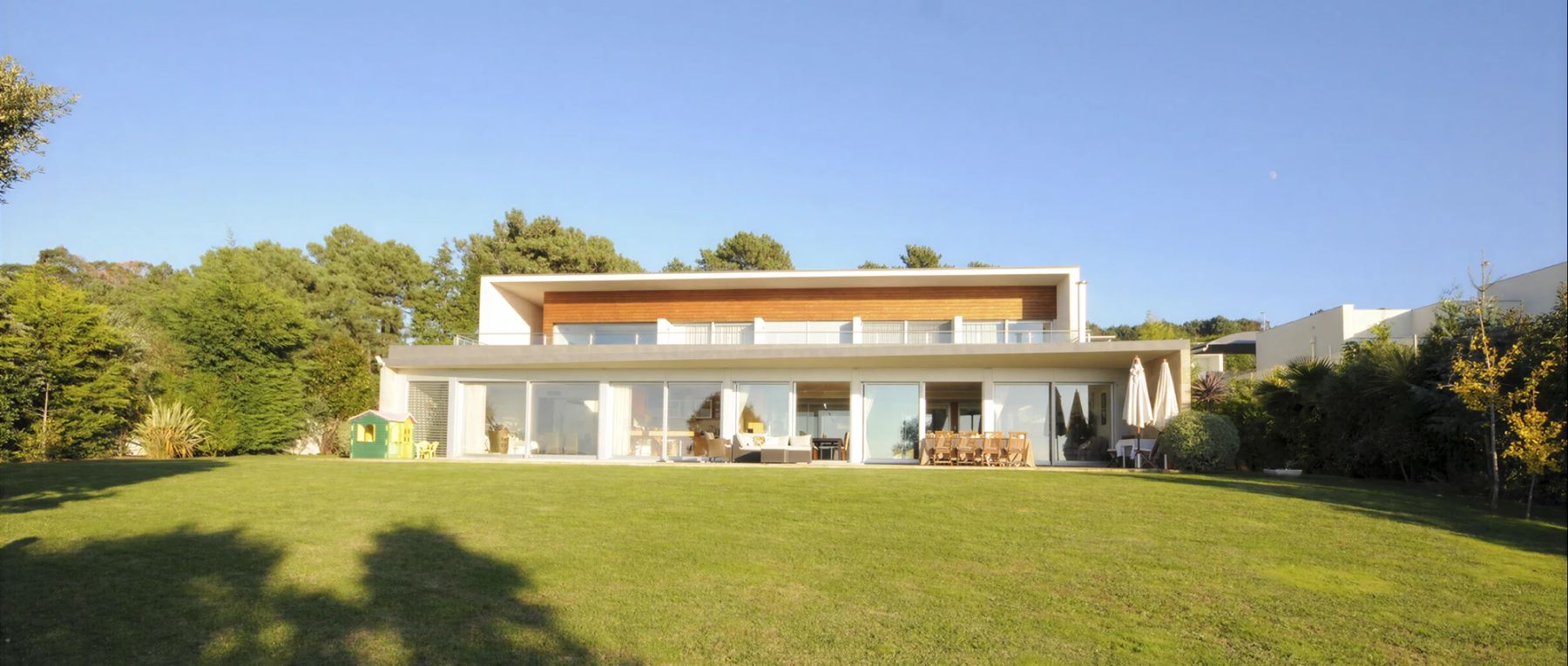 001 casa couto minho olivers travels desktop center