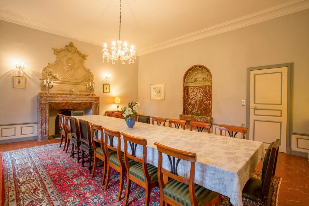 Chateau du Capitaine Languedoc Olivers Traves 4