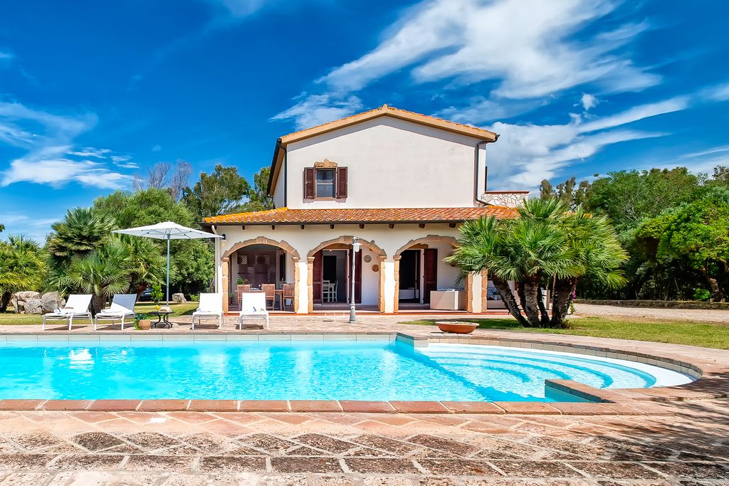 Villa Pasquale Sardinia Italy OliversTravels 1