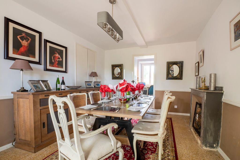 Maison Honey Languedoc Olivers Travel 5