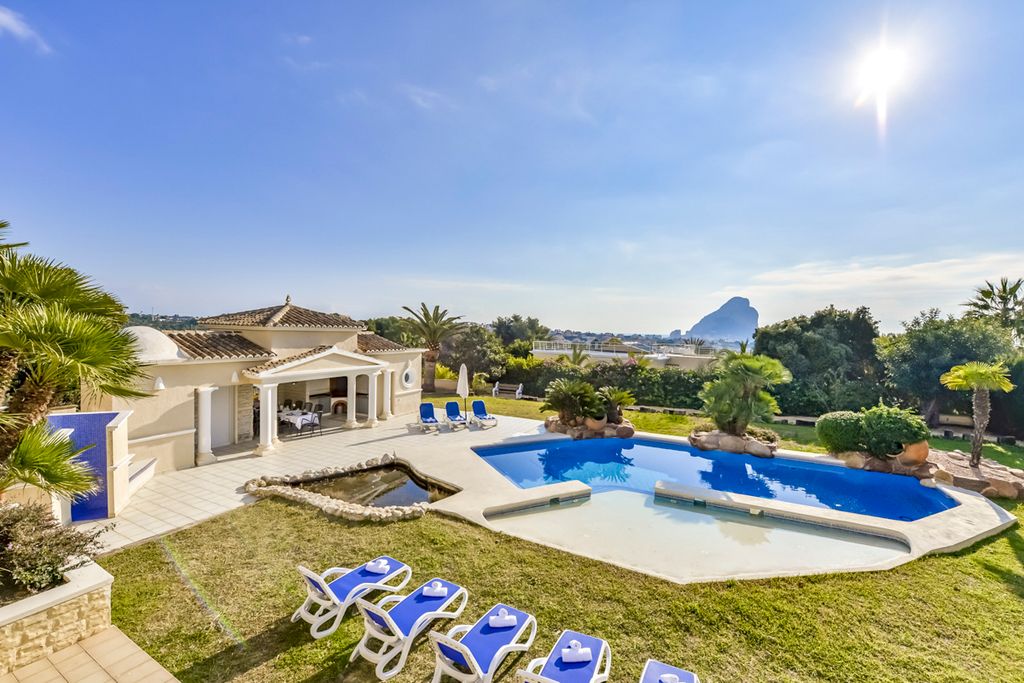 Villa Lucilia Costa Blanca Olivers Travels1 01