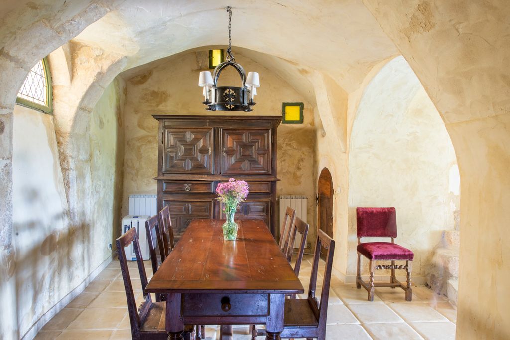 Manoir Navacelle France Languedoc Olivers Travels4