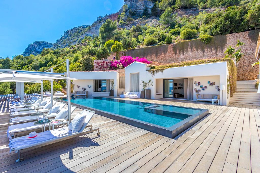 Villa Anahi Ibiza Olivers Travels 29