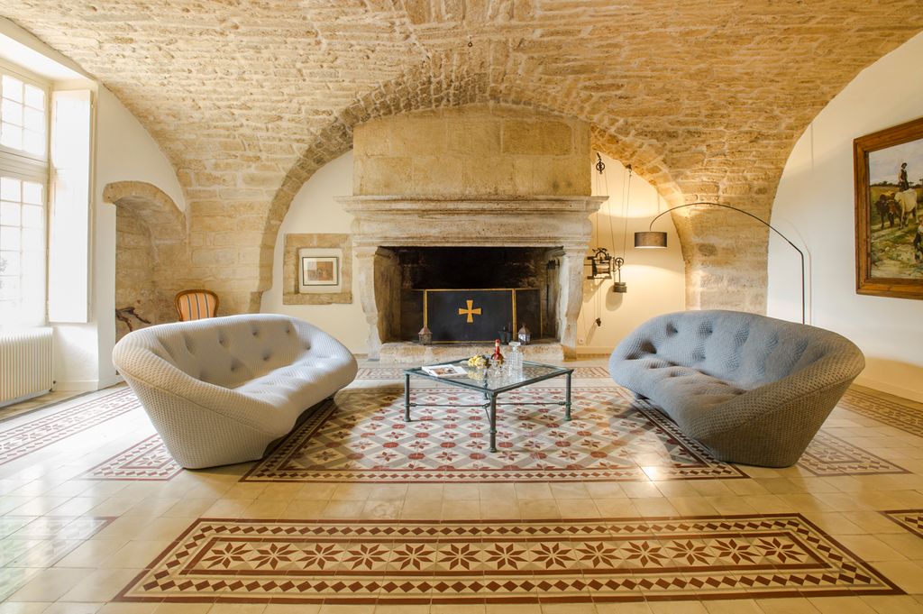 Chateau de Valjoyeuse Languedoc France Olivers Travels5