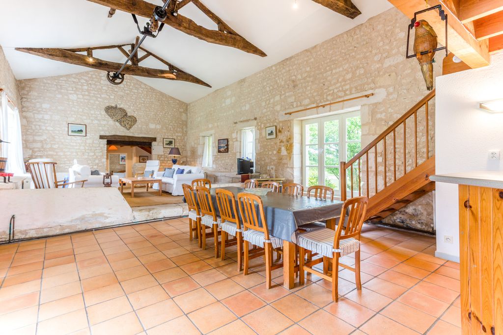 Domaine Serbise Aquitaine Olivers Travels 4