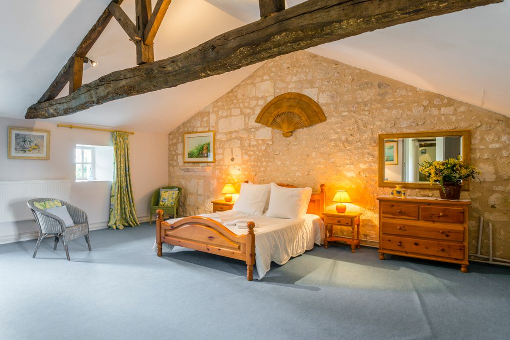 Etables Serbise Aquitaine Olivers Travels 3