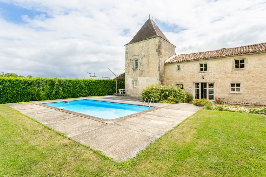 Etables Serbise Aquitaine Olivers Travels 1