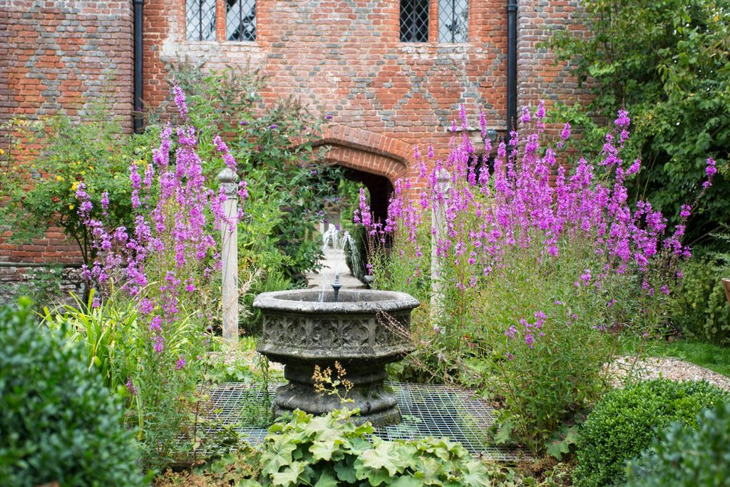 Chevaliers Estate Midlands Olivers Travels 5