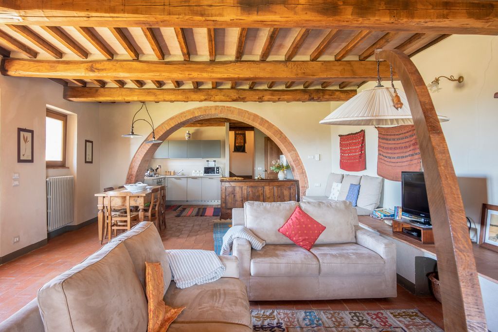 Podere Ginestra Tuscany Olivers Travels4