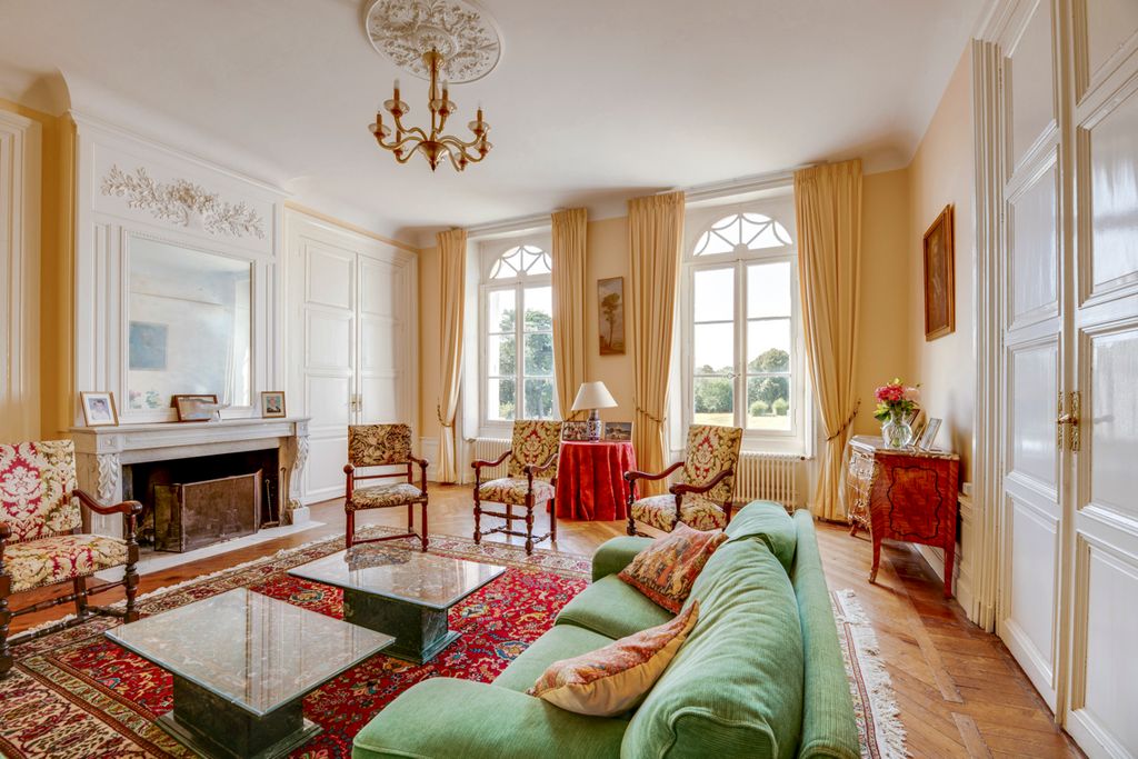 Chateau des Lanternes Aquitaine Olivers Travels 3