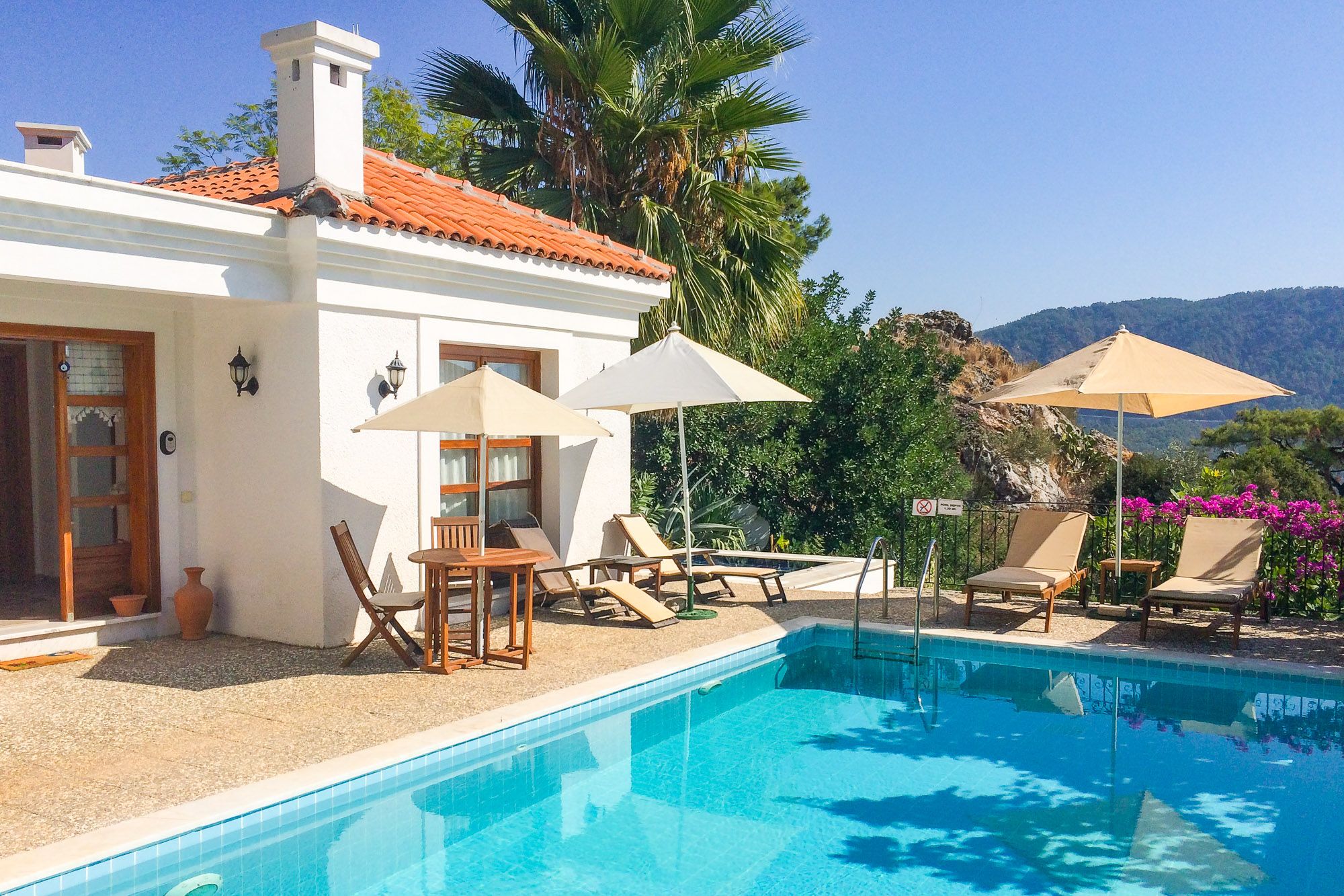 Villa ID-6600