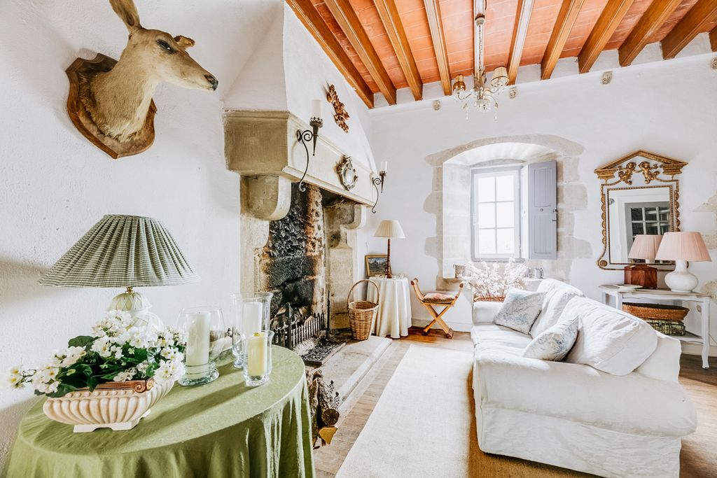 Tour St Therese Aquitaine Olivers Travels 2