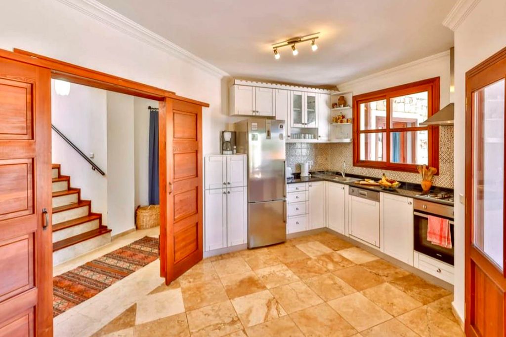Villa Cukurbag Kas Turkey OliversTravels 5