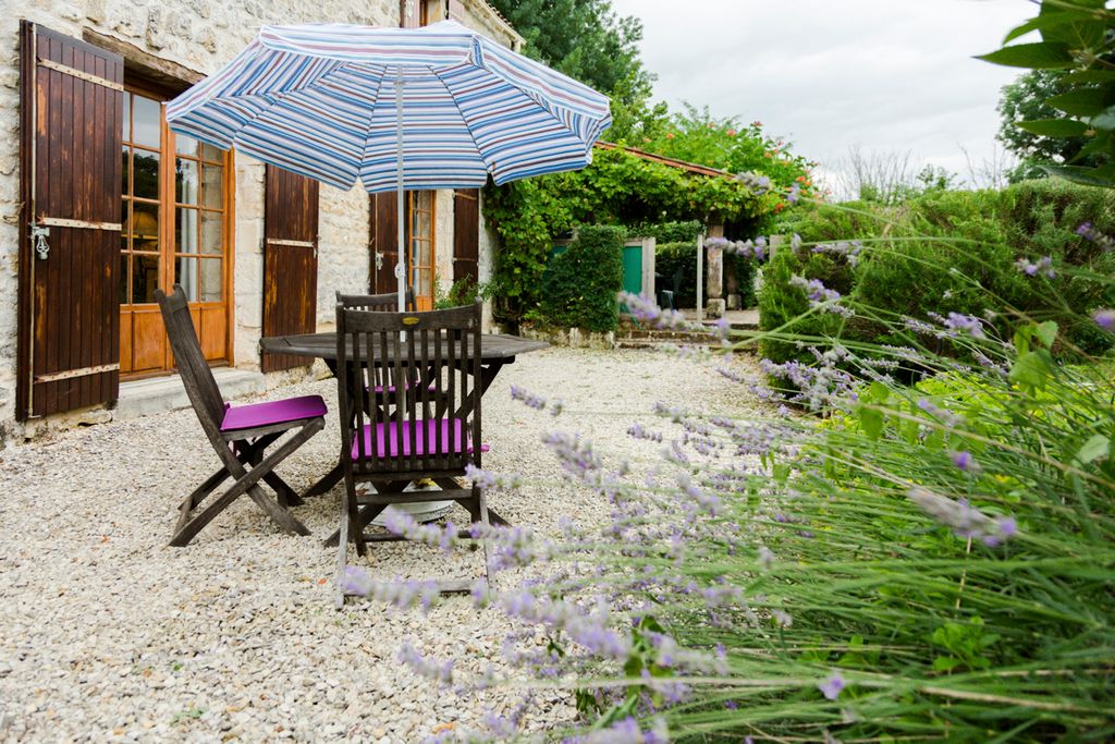 Claire Barn Atlantic Coast Olivers Travels    5 