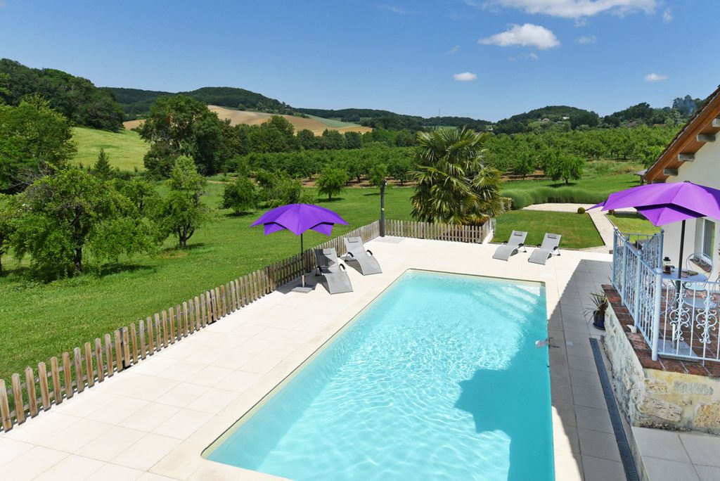 Cottage des Cedres Aquitaine Olivers Travels1 01