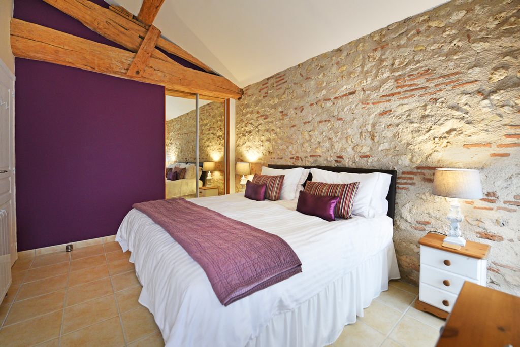 Cottage des Cedres Aquitaine Olivers Travels5 01