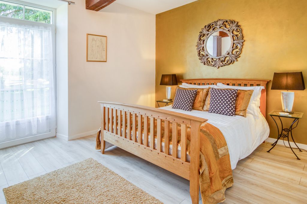 Manoir des Cedres Aquitaine Olivers Travels5