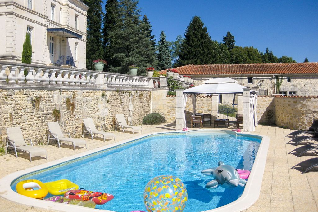 Chateau du Mas Vendee Olivers Travels 5