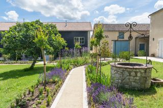 Les Ecuries Dordogne Olivers Travels 1