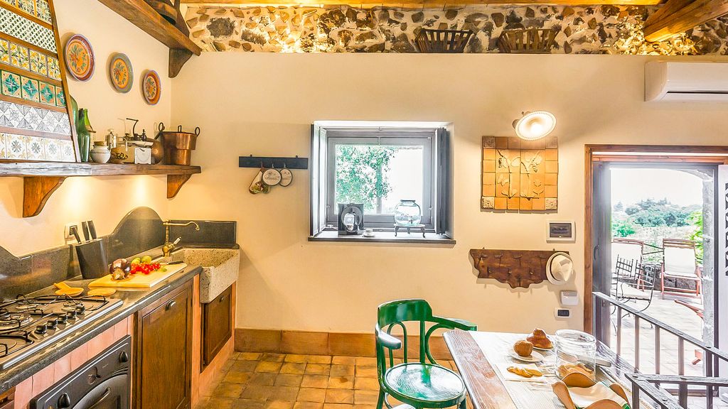 Villa Lovere Sicily Italy Olivers Travels 05