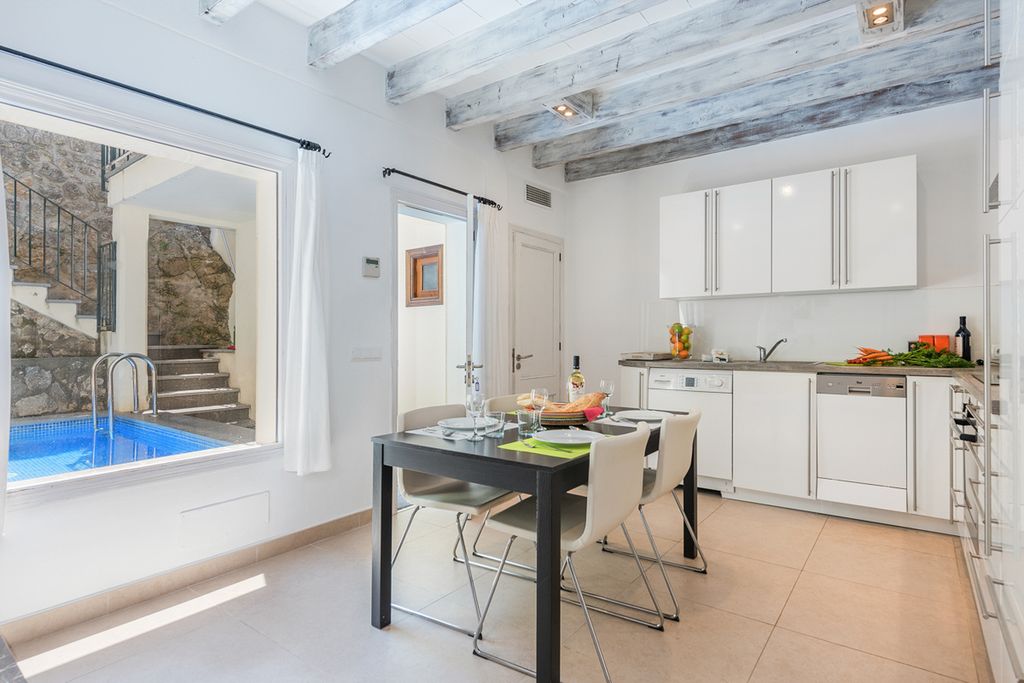 Casa Izaro Mallorca Spain Olivers Travels 5