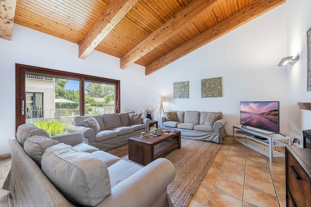 Villa Cariana Olivers Travels3