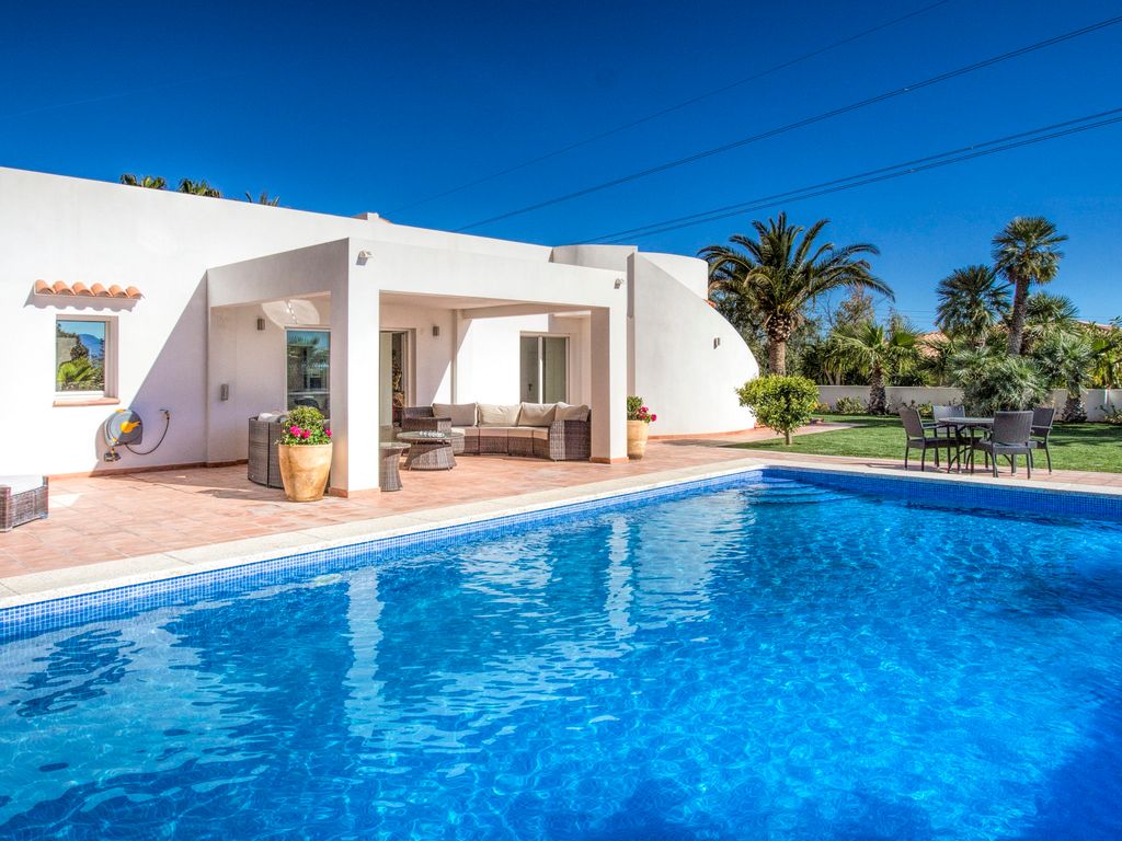 Villa Ginia Costa Blanca Olivers Travels1