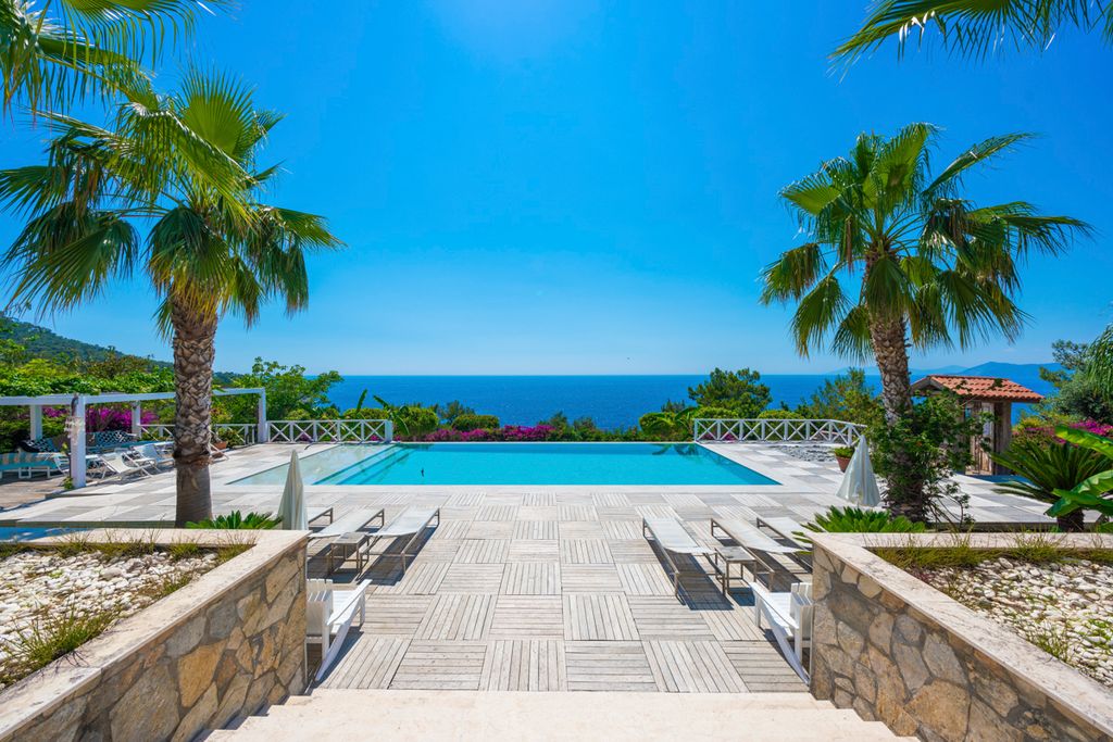 Villa Turkuaz Fethiye Olivers Travel 2