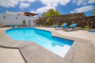 Villa Chita Lanzarote Olivers Travels1