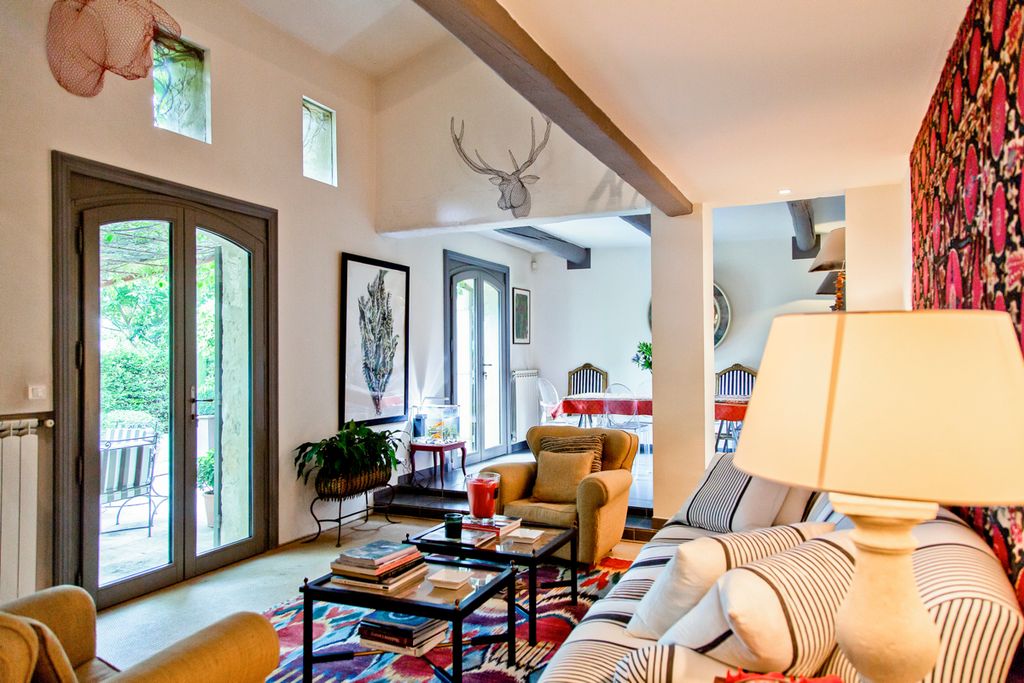 Maison des Cypres Provence Olivers Travels 3