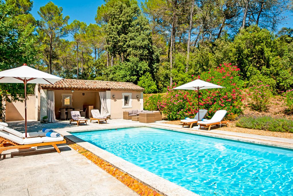 Maison La Montagnette Provence CH Olivers Travels 2