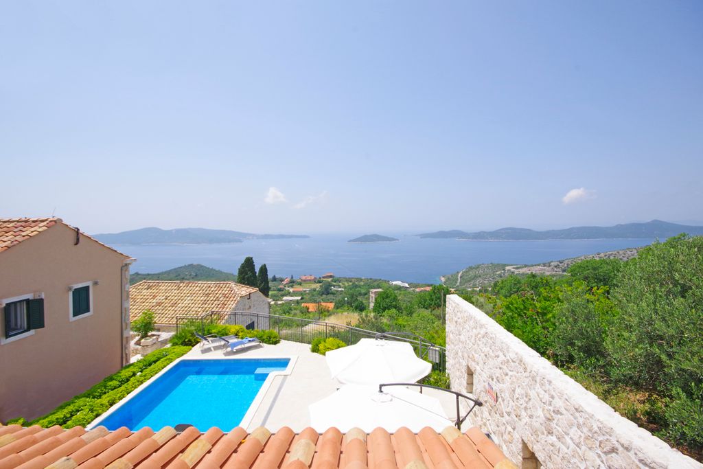 Villa Noelani Dubrovnik Olivers Travels 2