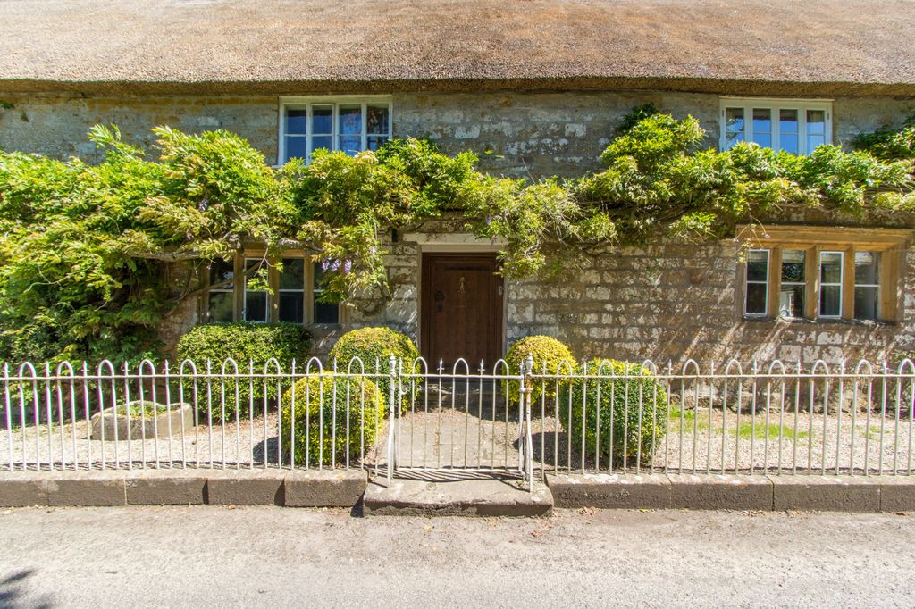 Hurcott Farmhouse Somerset Olivers Travels1