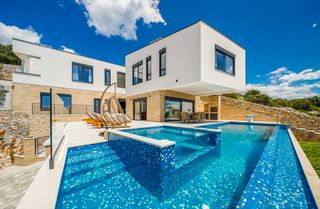 Villa Zlato Biser Dalmatia Olivers travels 01 01