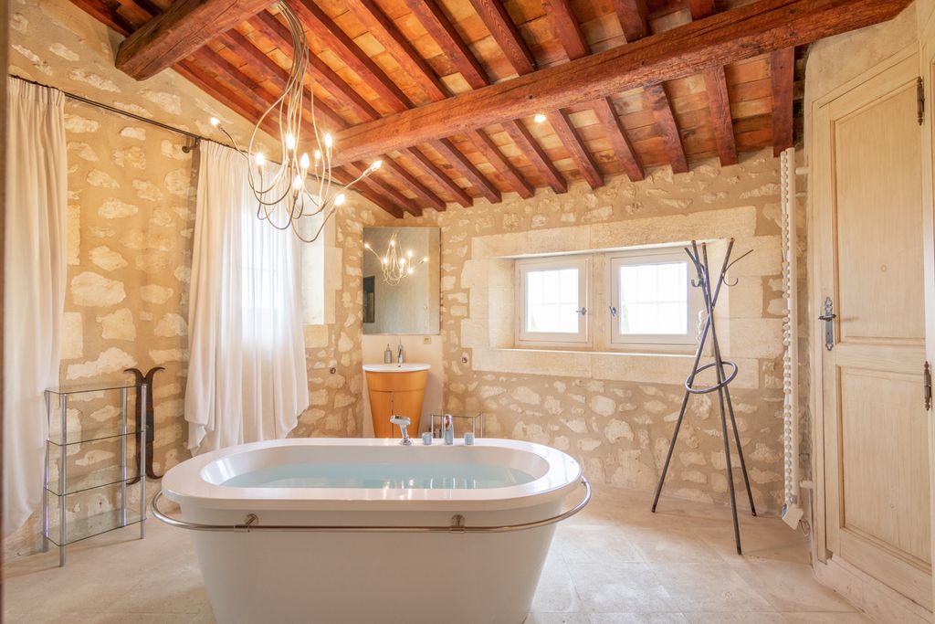 Les Rochers Provence Olivers Travels4