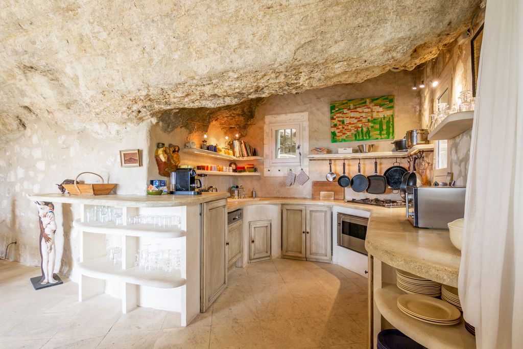 Les Rochers Provence Olivers Travels 4
