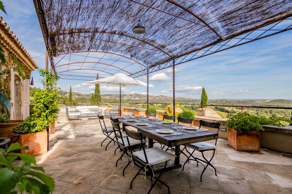 Les Rochers Provence Olivers Travels 5
