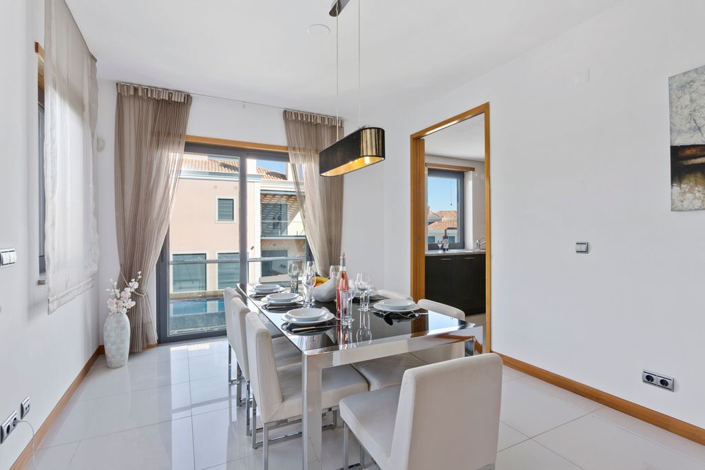 Royal Golf Apartment Vale do Lobo Olivers Travels 5 01