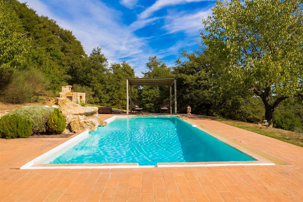 Villa Tirelli Tuscany Italy OliversTravels 3