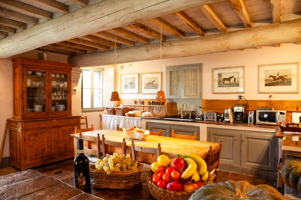 Villa Tirelli Tuscany Italy OliversTravels 5
