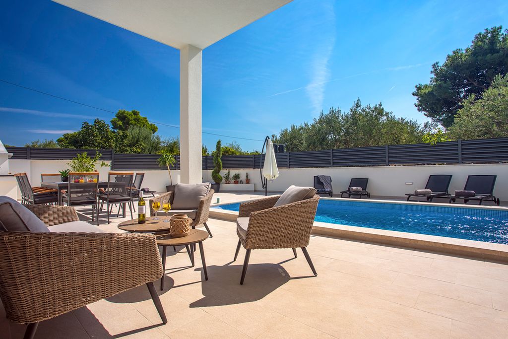 Villa Dijana Dalmatia Olivers Travels 2