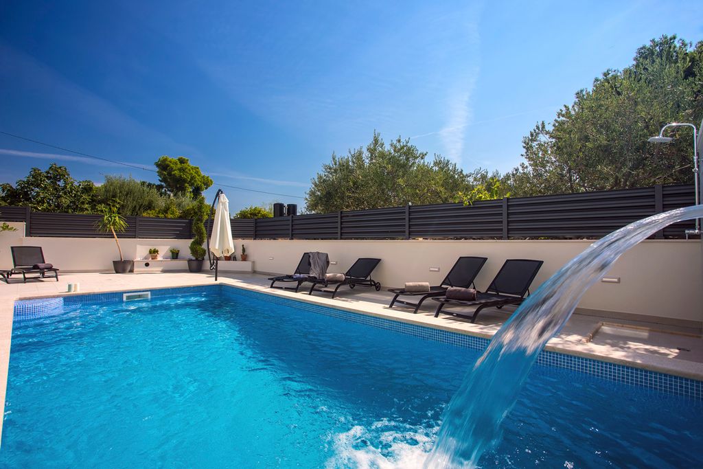 Villa Dijana Dalmatia Olivers Travels 5