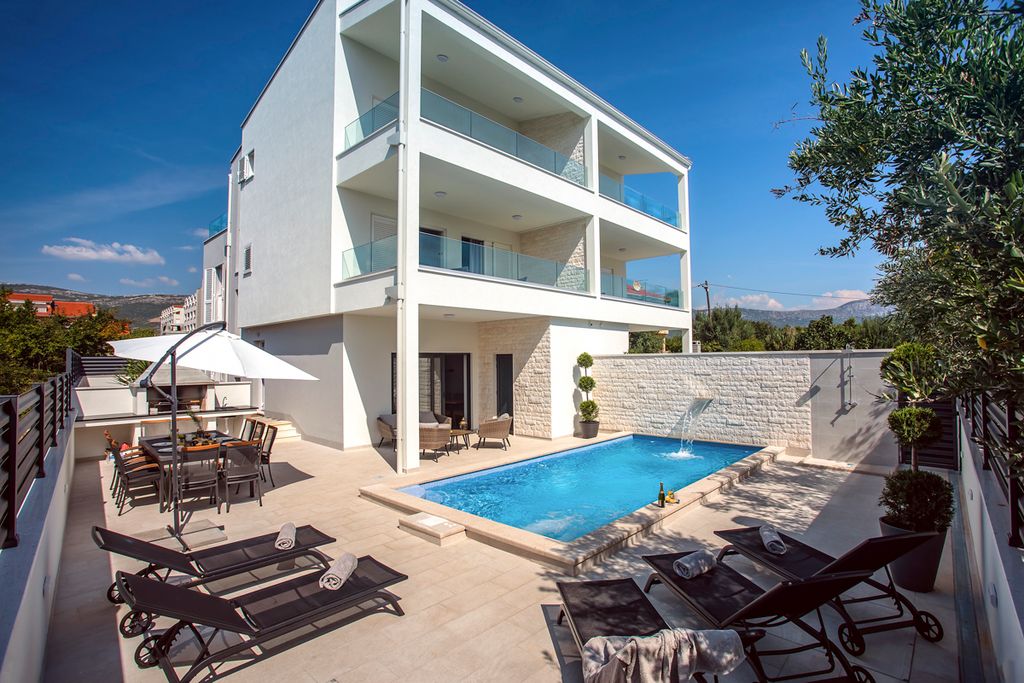 Villa Javor Dalmatia Olivers Travels 1