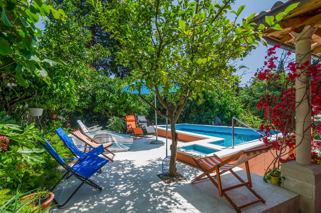 Villa Jadrien Dubrovnik Olivers Travels 1